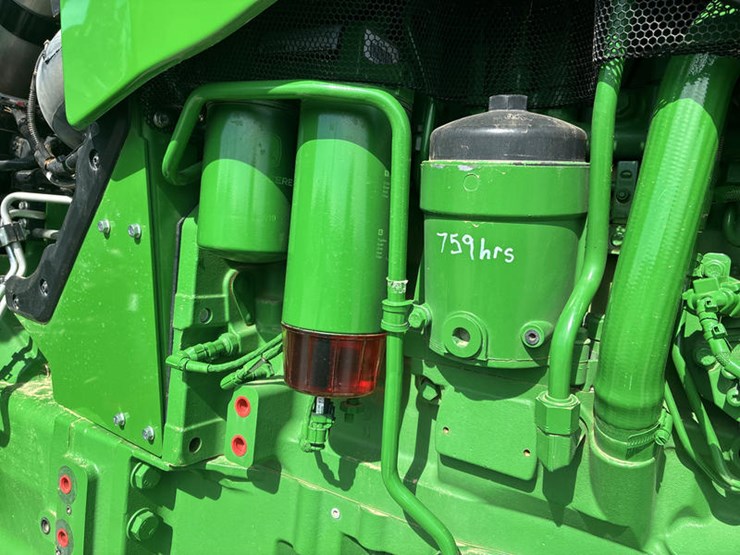 2021-john-deere-8rx-370-image-81