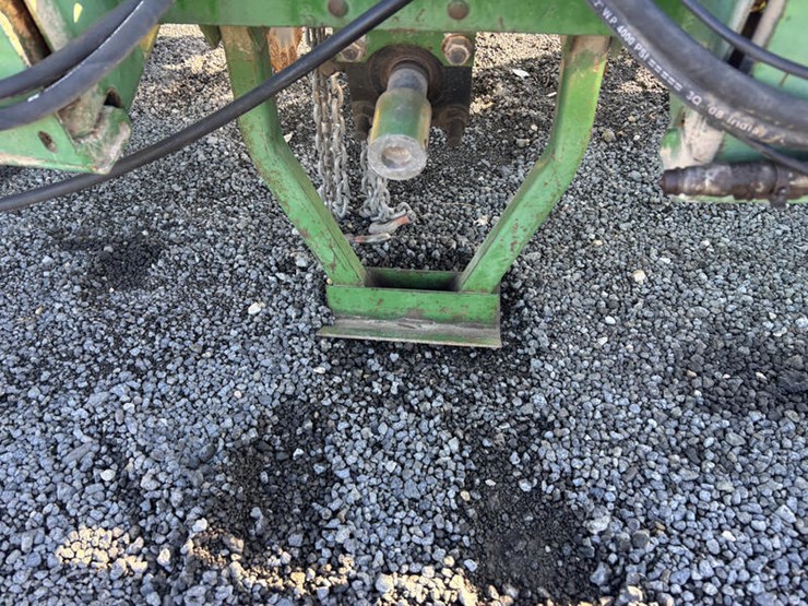 john-deere-7000-image-3