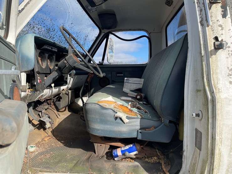 1970-chevrolet-c70-image-16