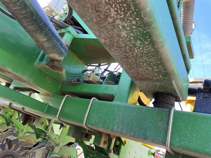 2004-john-deere-db90-image-65