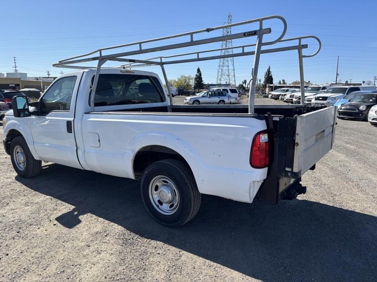 2012-ford-f250-image-4