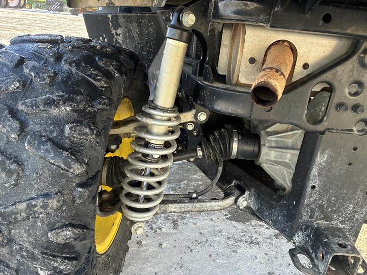 john-deere-gator-image-33