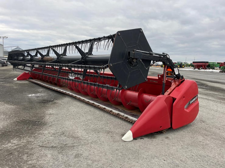 2011-case-ih-3020-image-1