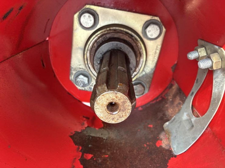 2010-case-ih-8120-image-31