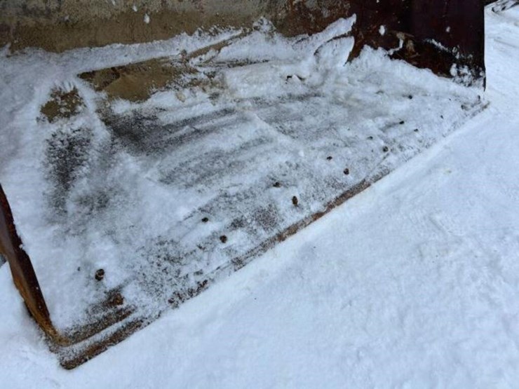 asbury-108-in.-smooth-wheel-loader-side-dump-image-10