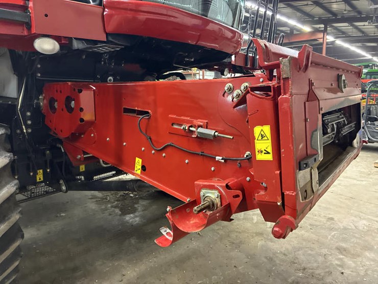 2012-case-ih-7230-image-17