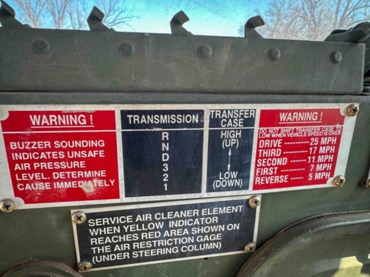 6x6-2-1/2-ton-truck-image-20