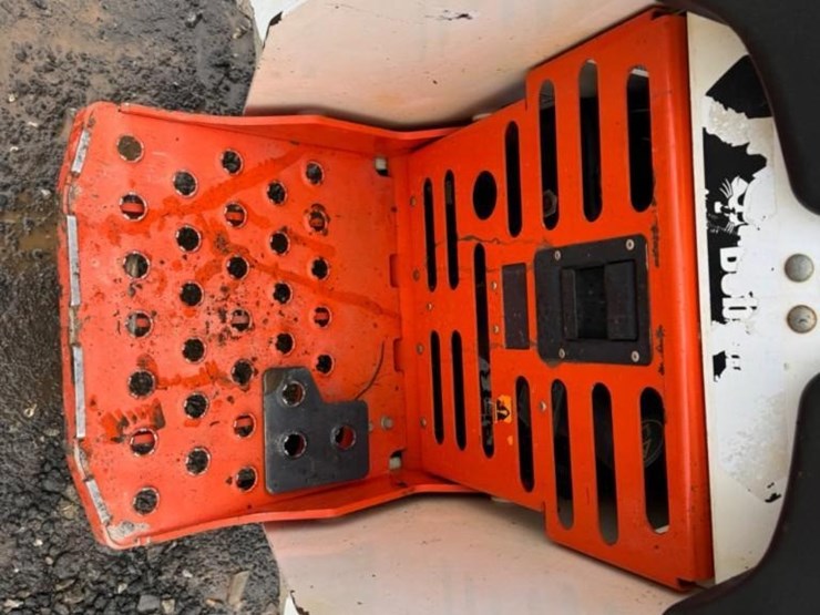 2020-bobcat-mt100-image-8