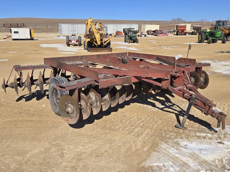 international-15-image-1