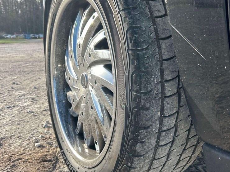 2008-gmc-yukon-xl-image-24