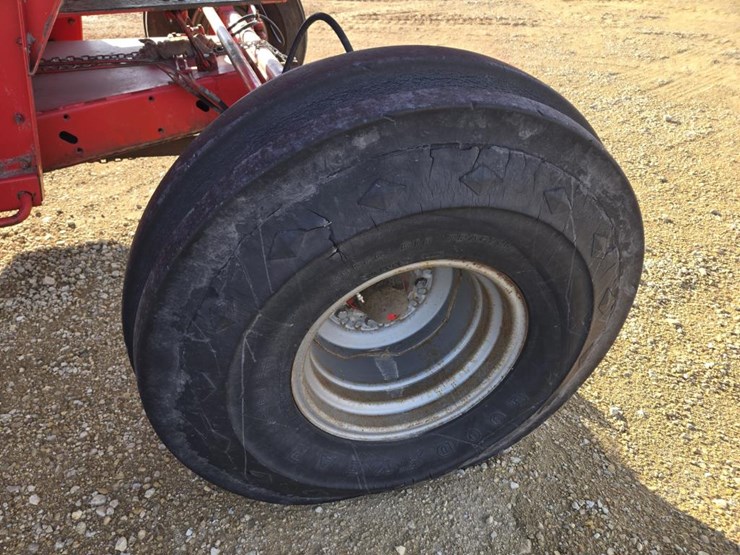 massey-ferguson-850-image-6