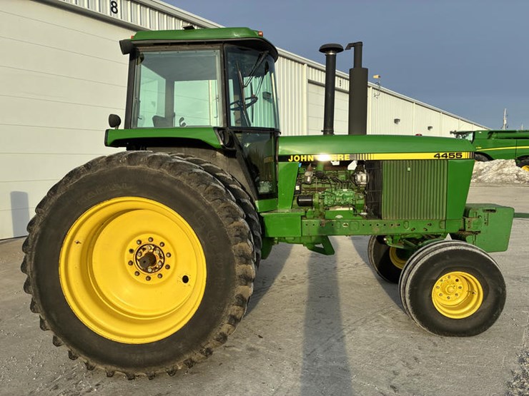 1990-john-deere-4455-image-4
