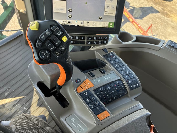 2022-john-deere-600r-image-36