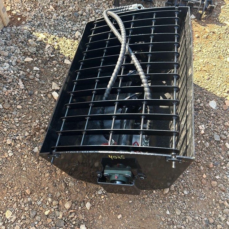 MINI SKID STEER MORTAR MIXER ATTACHMENT