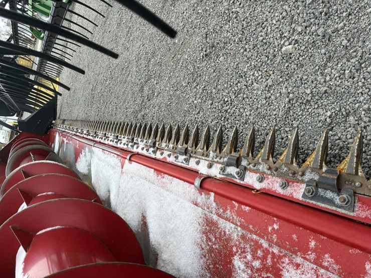 2005-case-ih-1020-image-19