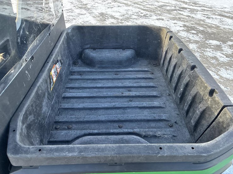 john-deere-gator-image-18