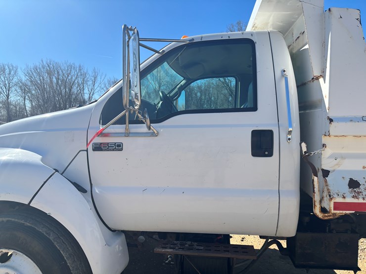 2003-ford-f650-image-9