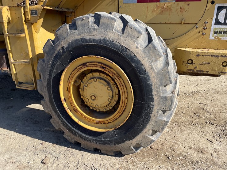 caterpillar-966c-image-20