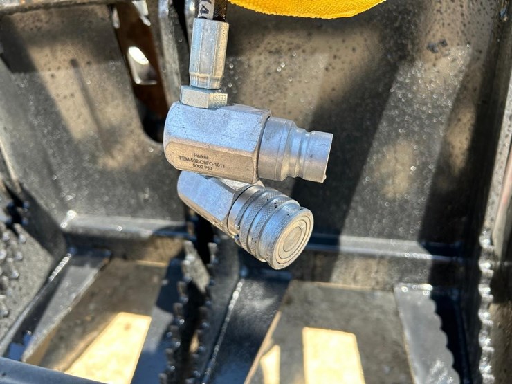 wildcat-68"-skid-steer-root-rake-grapple-image-8