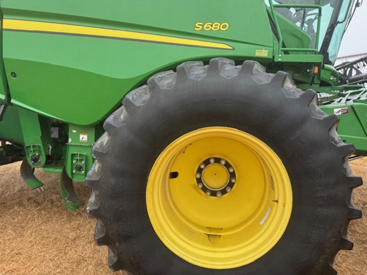 2014-john-deere-s680-image-7