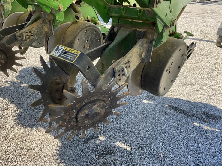 2004-john-deere-db90-image-63