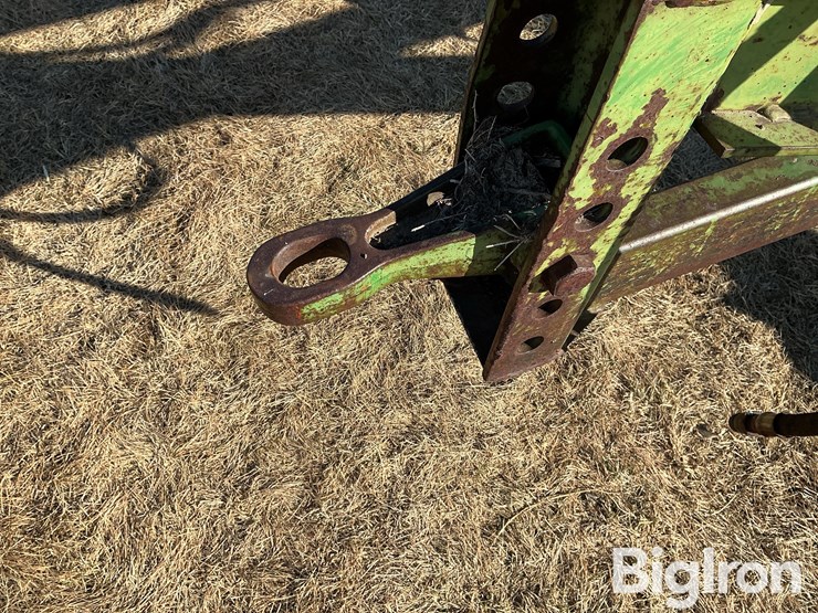 john-deere-100-image-9