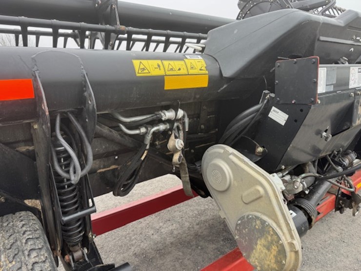 2013-case-ih-2162-image-32