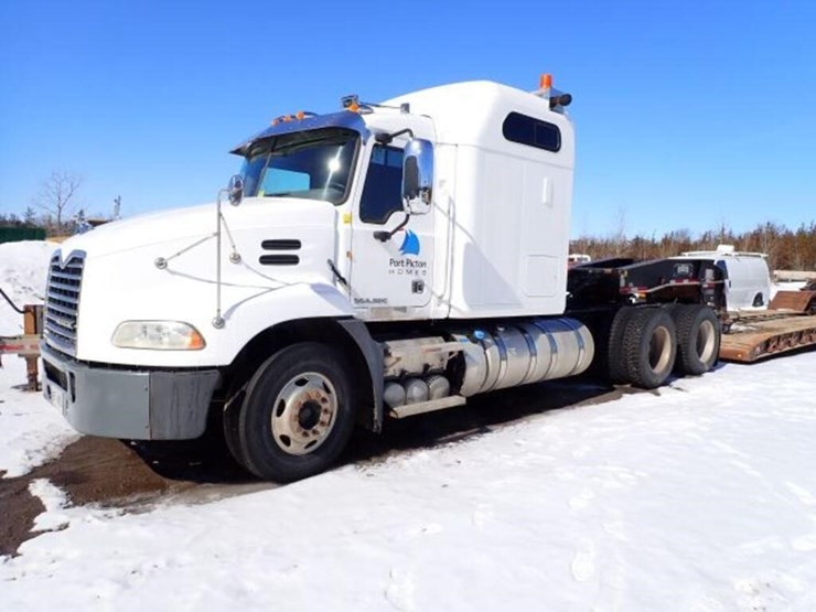 2012-mack-cxu-pinnacle-hiway-tractor---sleeper---h-image-1