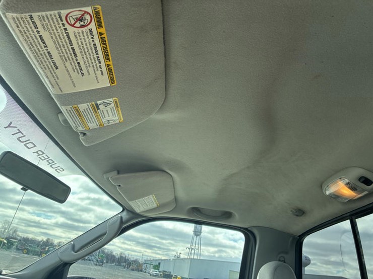 2004-ford-f250-image-56