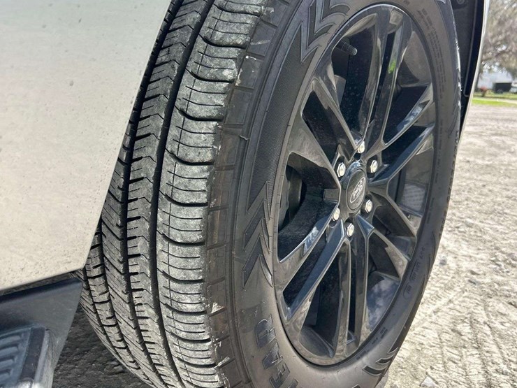 2022-ford-expedition-image-26