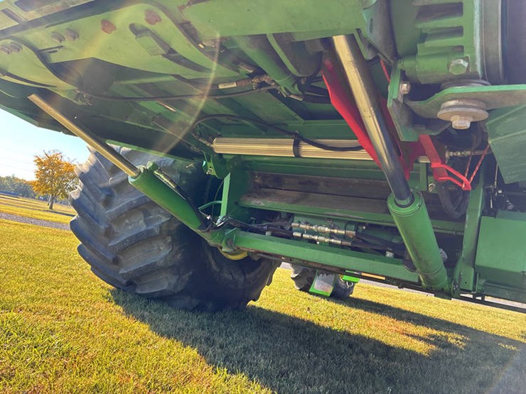 2017-john-deere-s680-image-18