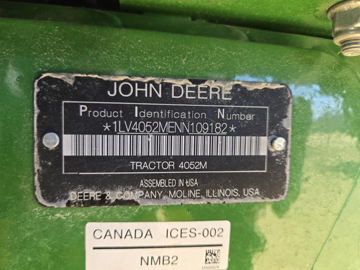 john-deere-4052m-image-12