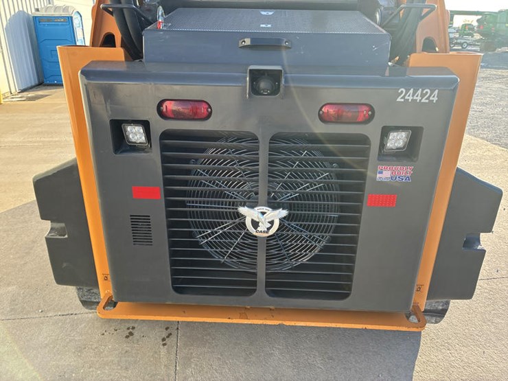 2024-case-tv620b-image-40