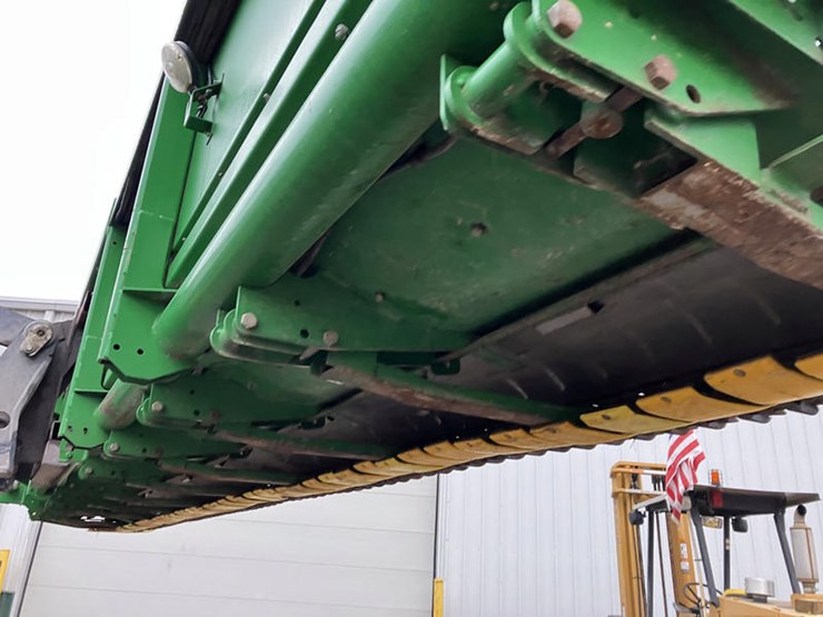 2011-john-deere-625f-image-18