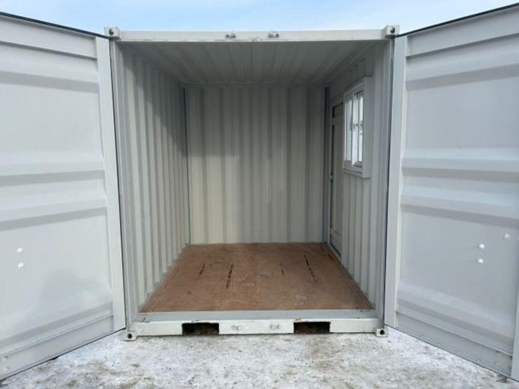 9-ft-shipping-container-image-9