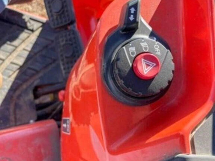 2022-kubota-l3302-image-7