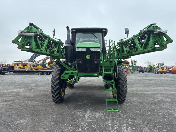 2017-john-deere-r4045-image-10