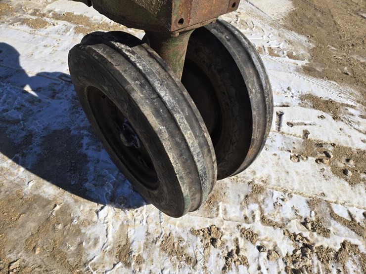 oliver-super-88-image-5