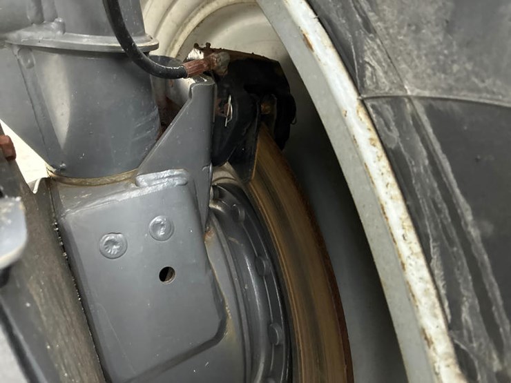 2015-ag-chem-rg1100-image-63