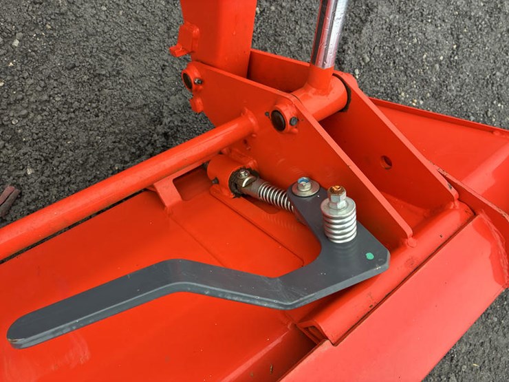 kubota-l2501-image-13