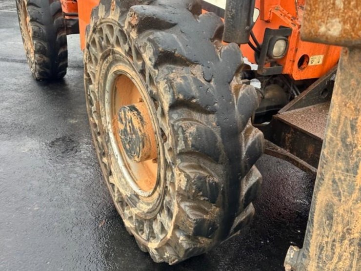 2015-sky-trak-10054-image-13