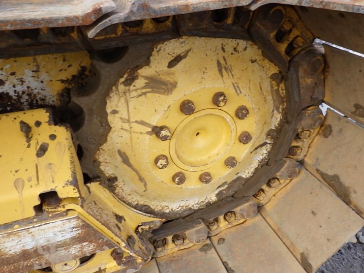 2019-deere-450k-lgp-image-36