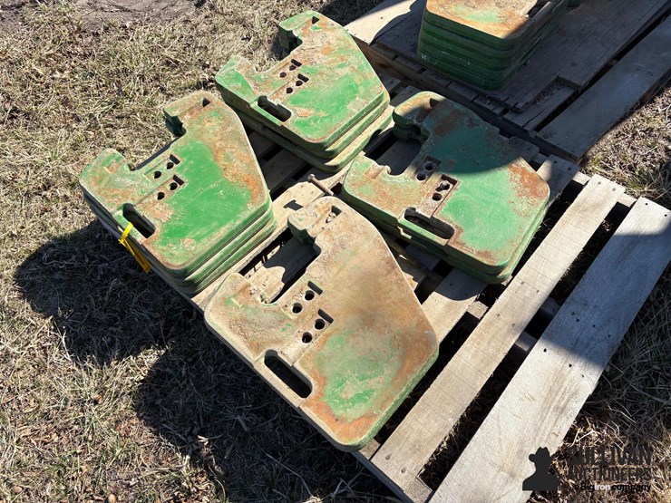 john-deere-suitcase-weights-image-7