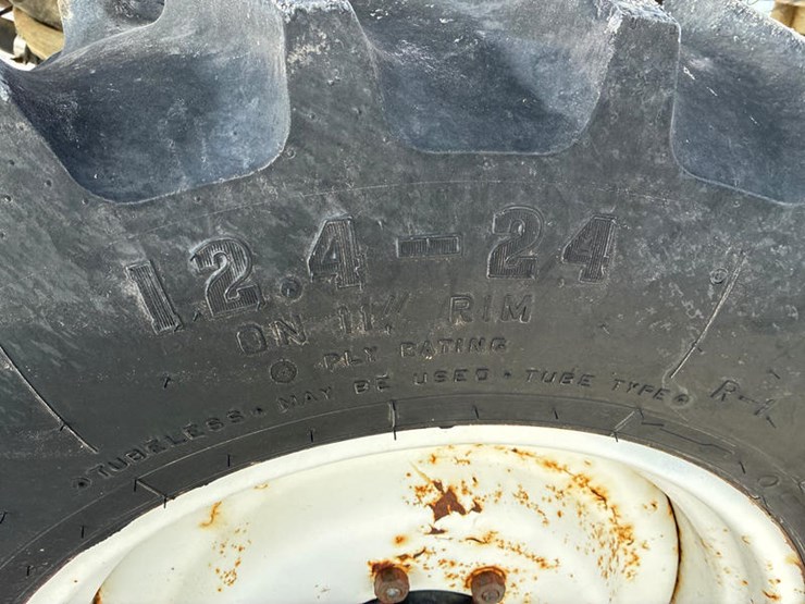 2010-willmar-745-image-53