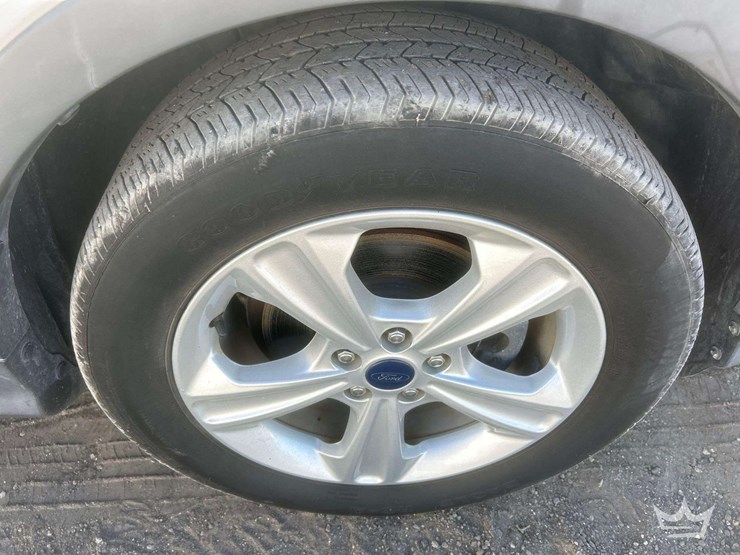 2016-ford-escape-image-28