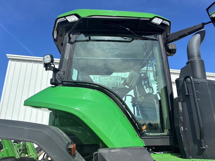 2021-john-deere-8rx-370-image-24