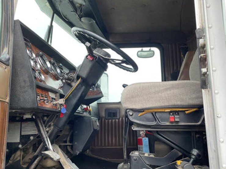 2000-caterpillar-c12-image-33