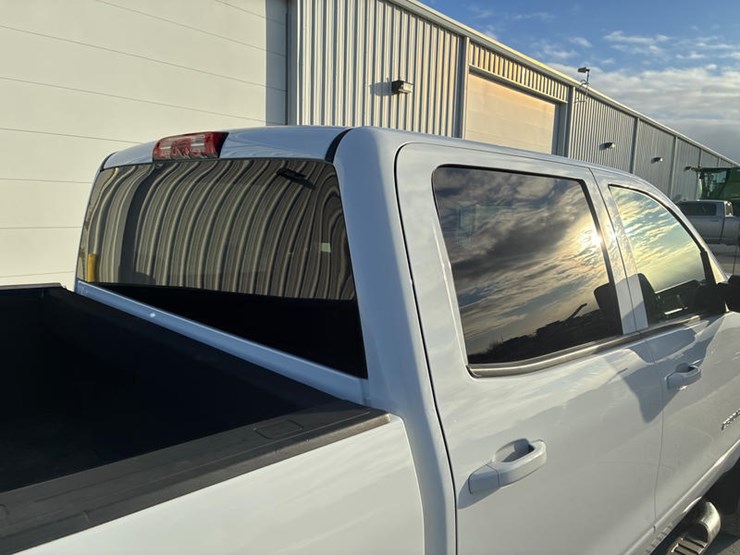 2019-chevrolet-2500-image-19