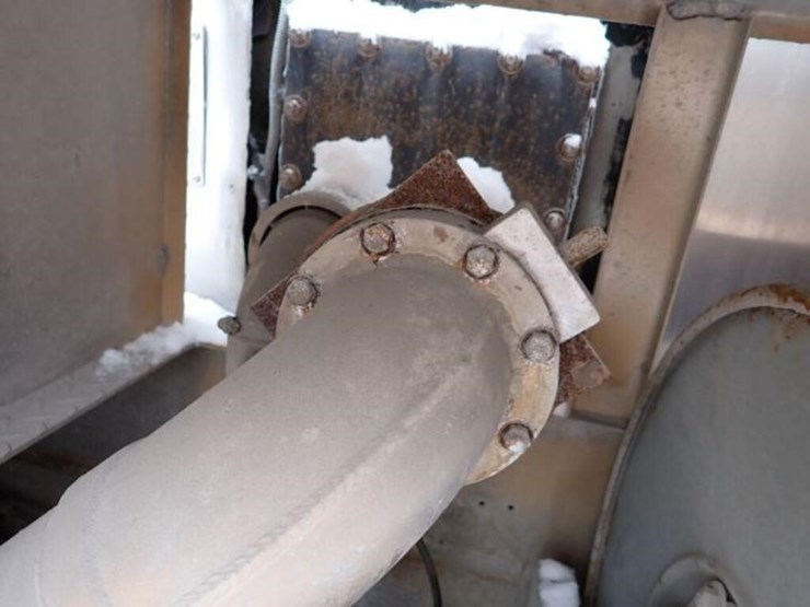 1990-white-gmc-t/a-water-truck-4v2bdbme1ln633643-image-60