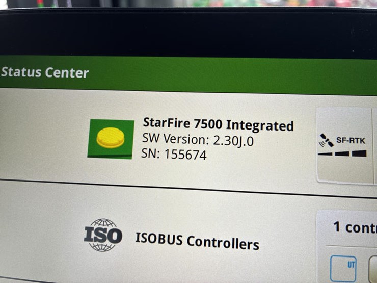 2025-john-deere-9r-590-image-100